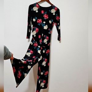 Floral long- sleeve Jumpsuit - Small